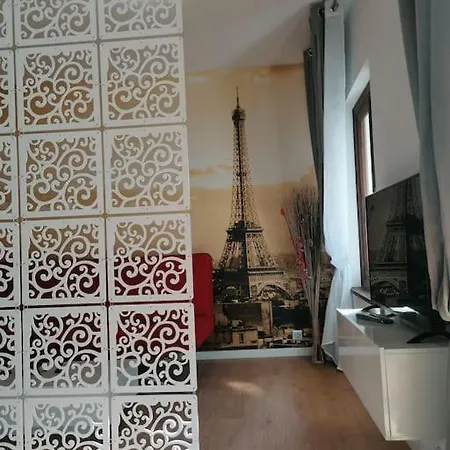 Studio Paris Апартаменты Эстепона
